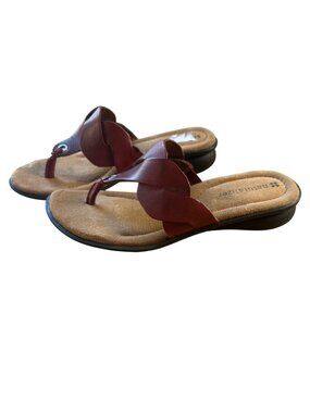 Naturalizer Size 6  Leather Thong Sandals Woven Strap Design Cushioned Soles Red